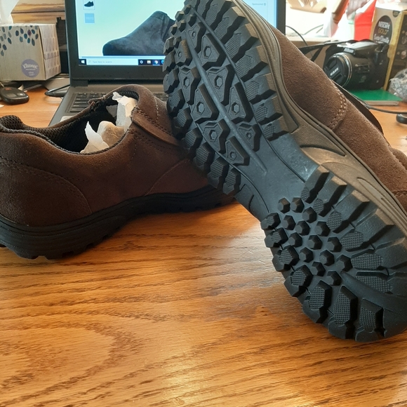 Man's shoes - Picture 4 of 8